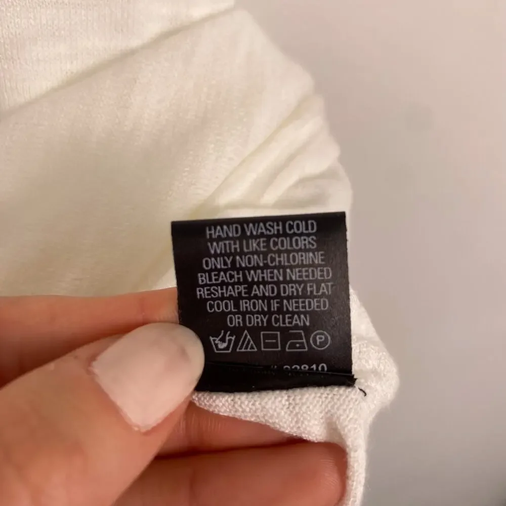 Skull Cashmere Embroidered Skull Graphic Cap Sleeve T-Shirt White Small - Picture 5 of 6